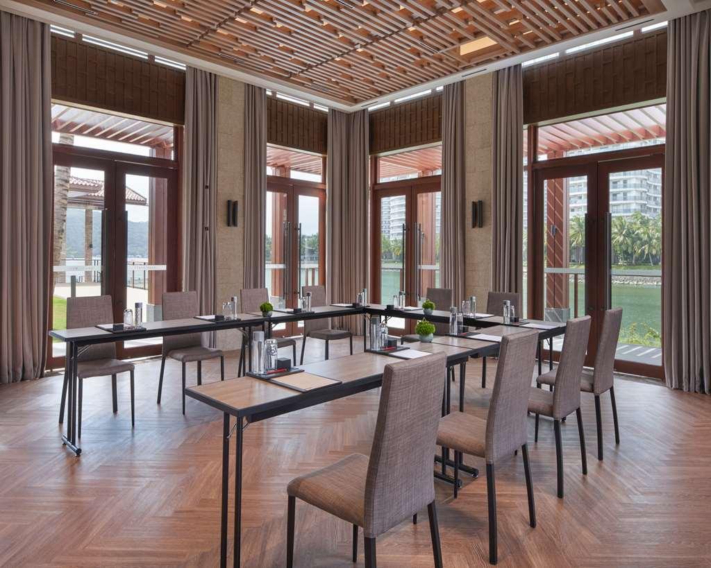 Grand Hyatt Shenzhou Peninsula Otel Wanning Konforlar fotoğraf