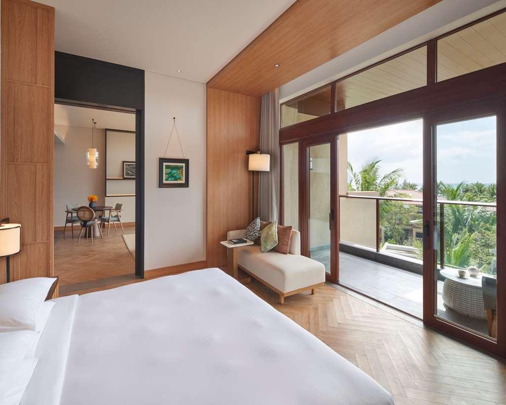 Grand Hyatt Shenzhou Peninsula Otel Wanning Oda fotoğraf